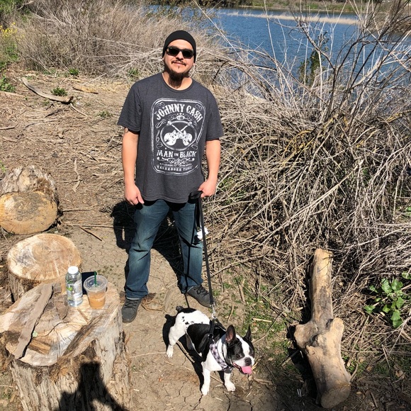 Meet your Posher, Juan - Picture 1 of 2